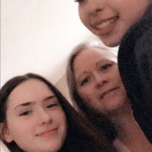 Meet your Posher, Joyce